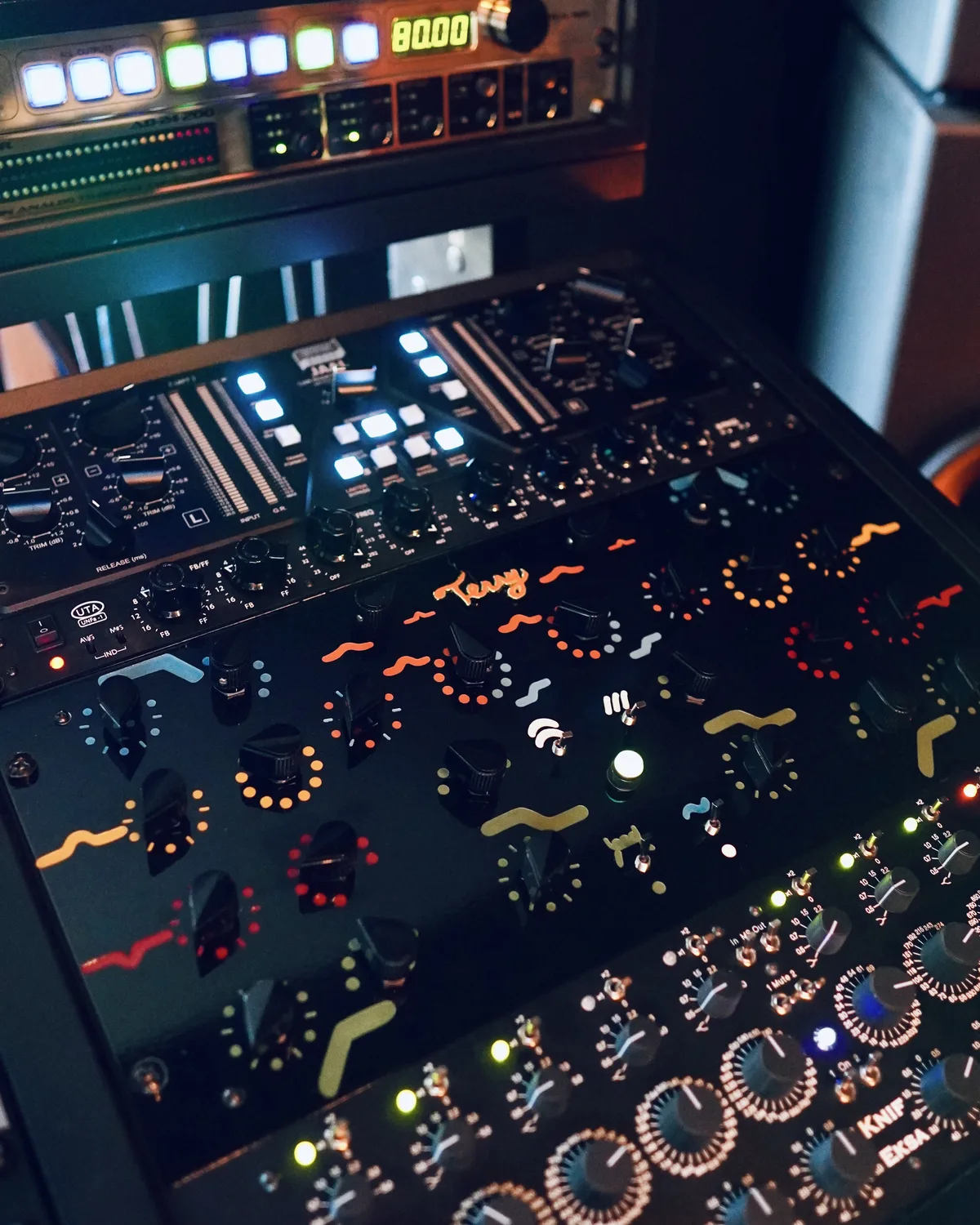 Analog gear